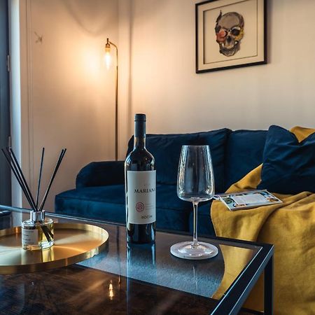 City View - A Stunning 2 Bed Apartment グラスゴー エクステリア 写真