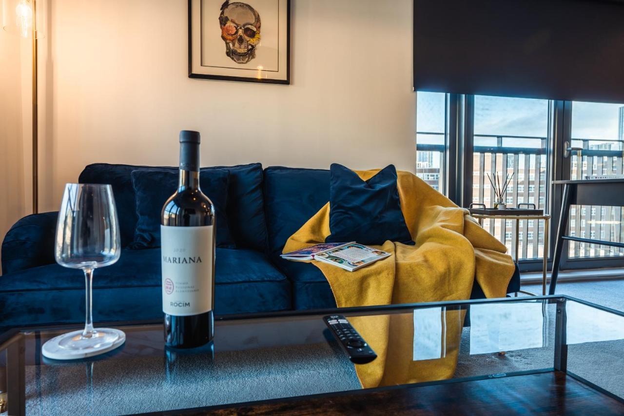 City View - A Stunning 2 Bed Apartment グラスゴー エクステリア 写真