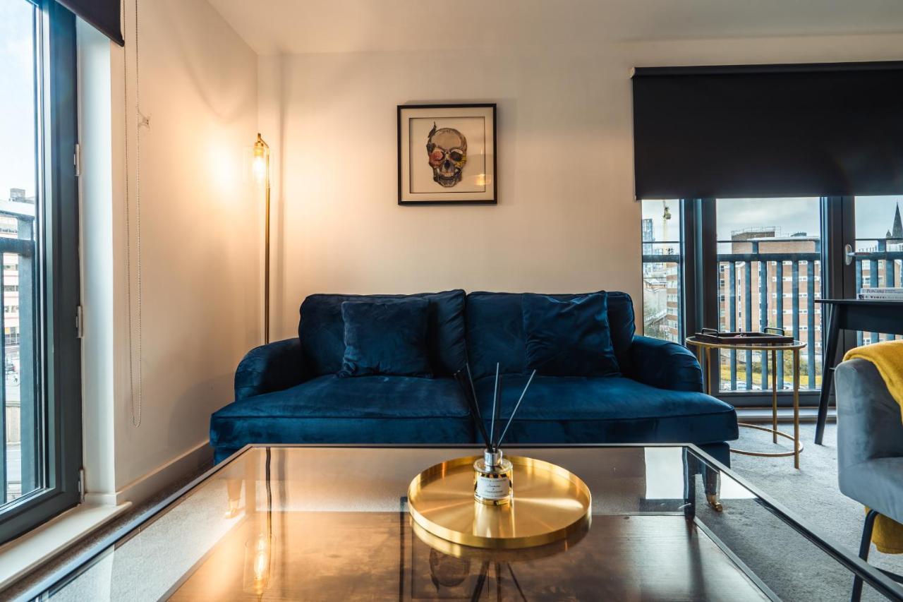 City View - A Stunning 2 Bed Apartment グラスゴー エクステリア 写真