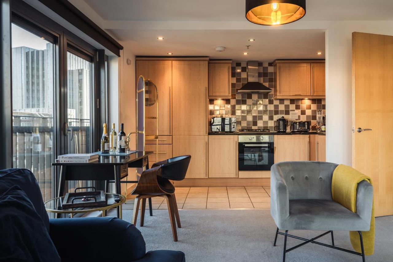 City View - A Stunning 2 Bed Apartment グラスゴー エクステリア 写真